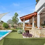 Amazing In With Wifi Holiday home *