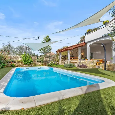 Stunning In With Outdoor Swimming Pool Holiday home Oklaj