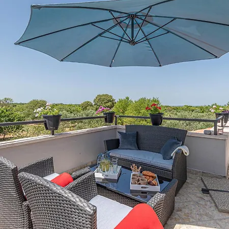 Stunning In With Outdoor Swimming Pool Holiday home Oklaj
