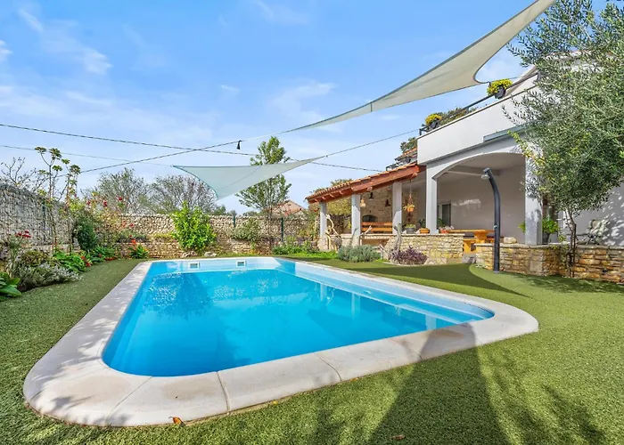 Amazing In With Wifi Vakantiehuis Oklaj