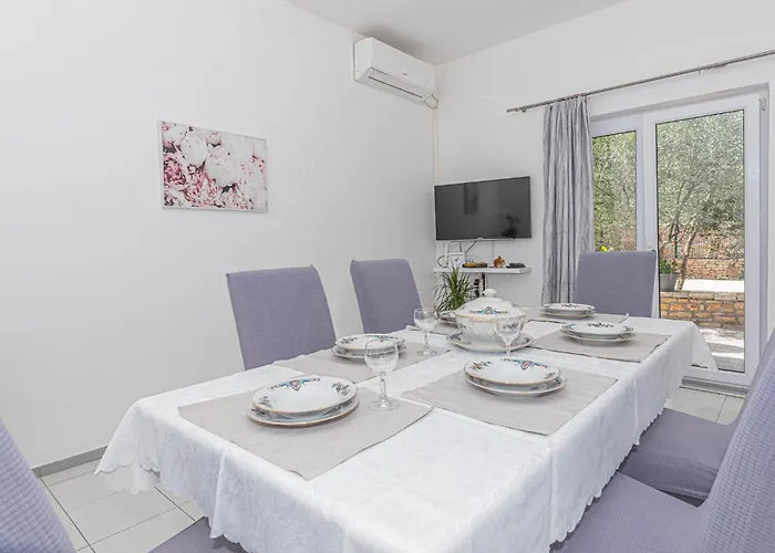 Amazing In With Wifi Vakantiehuis Oklaj