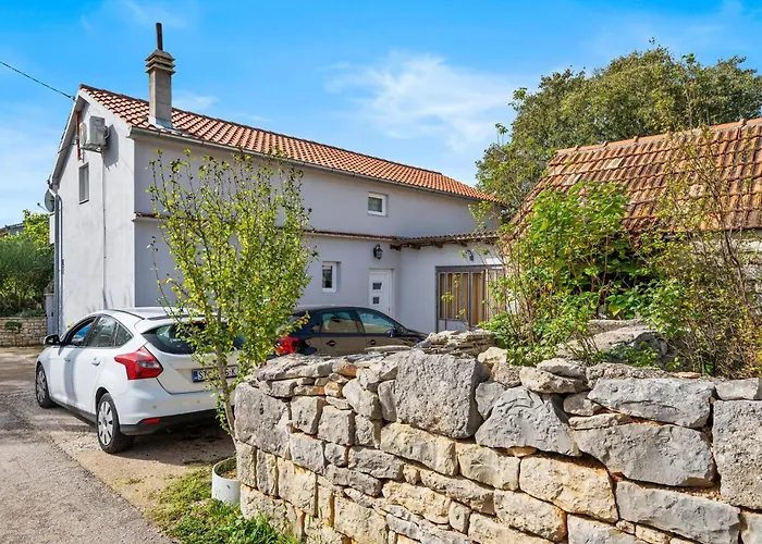 Amazing In With Wifi Vakantiehuis Oklaj